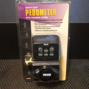Safety step Pedometer, With personal alarm great for walking and jogging